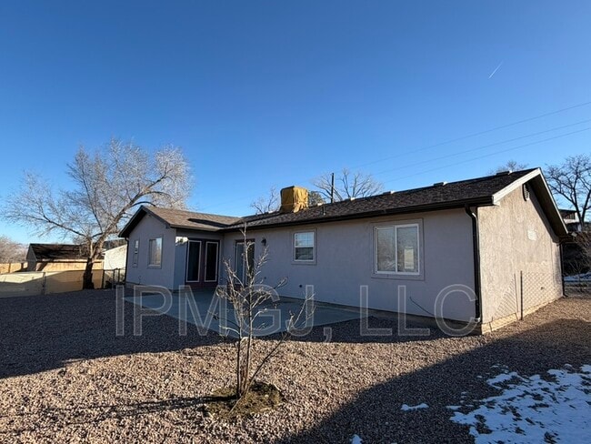 Photo - 377 S Redlands Rd