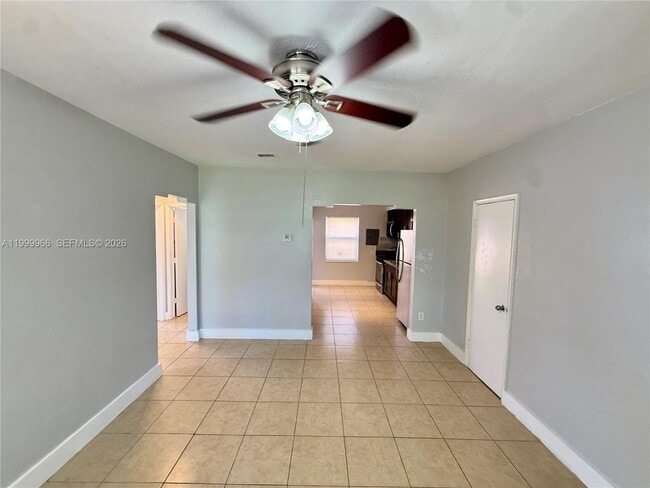 Photo - 1467 NW 53rd St Unidad 1