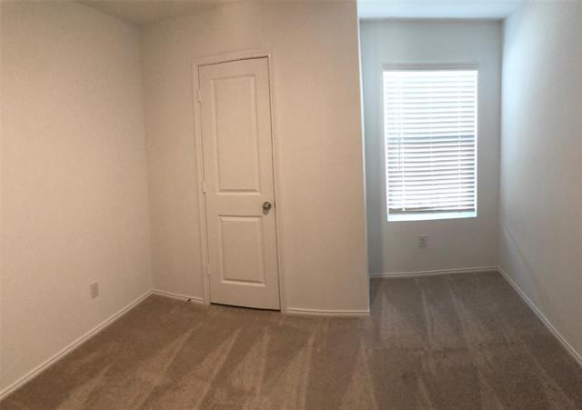 Photo - 700 Dashwood Dr