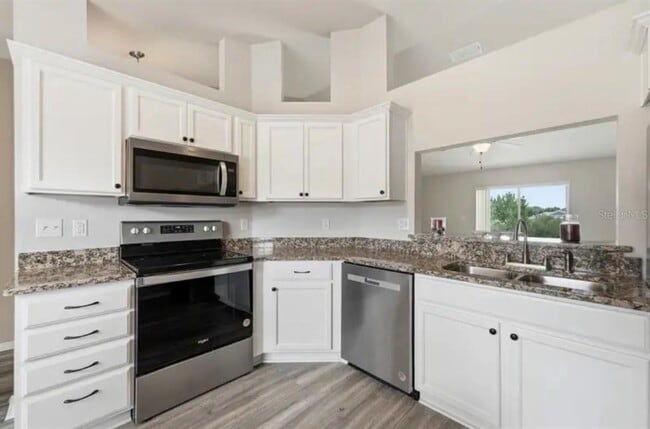 Photo - 202 Highland Meadows Pl