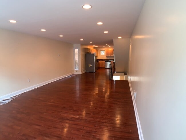 Photo - 2023 Federal St