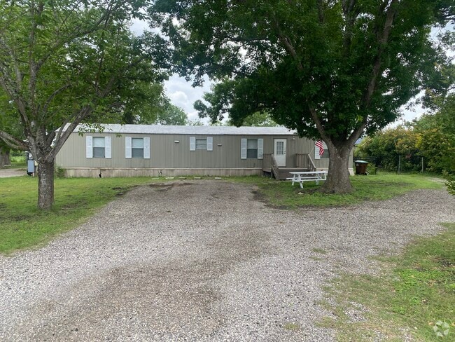 Building Photo - 15418 Mesquite Trail Rental