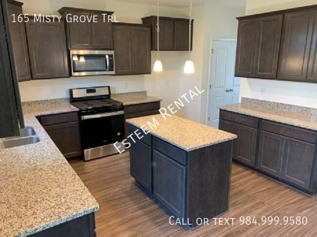 Photo - 165 Misty Grove Trail