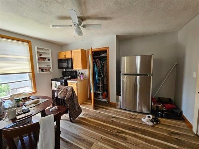 Photo - 23 Elm St Unit 8 3rd floor