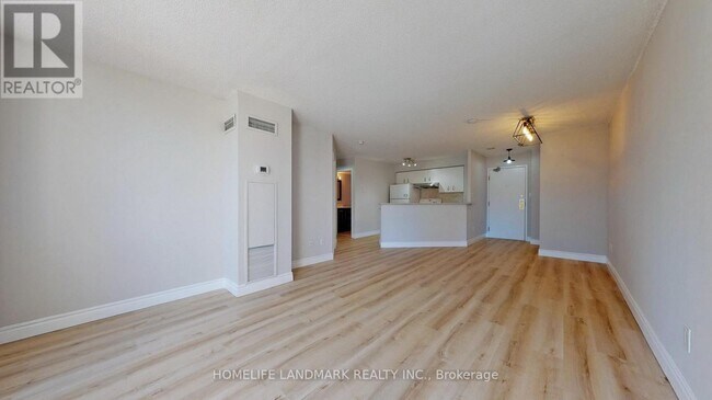Photo - 25 Grenville St Unit 1002