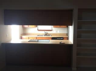 Photo - 2711B Redwood St