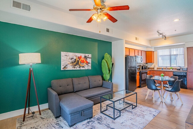 Building Photo - 6610 N 93rd Ave Unit ID1263212P Rental
