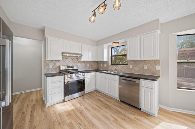 Photo - 3268 Stadler Dr