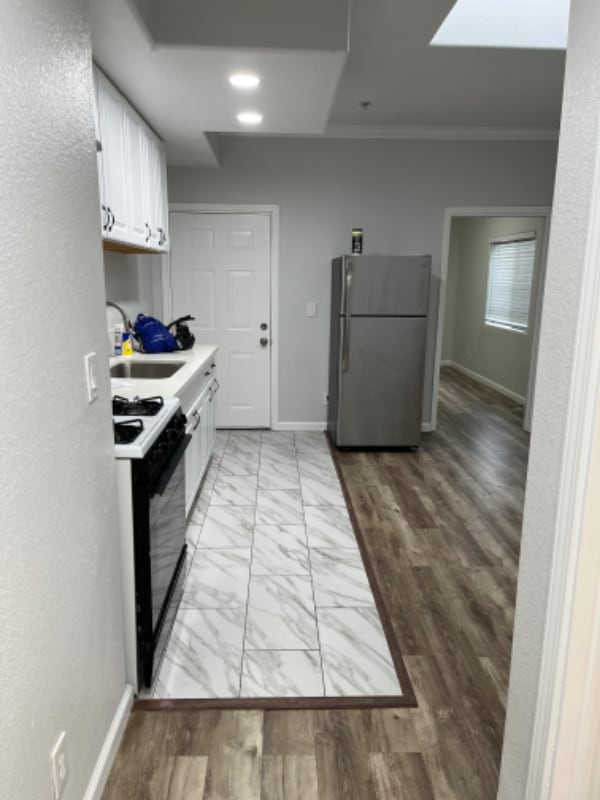 Photo - 1072 Laguna Ave