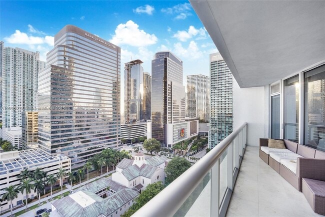 Photo - 495 Brickell Ave Unit 1907