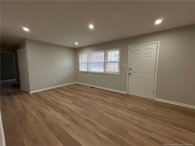 Photo - 3725 Sandra Dr