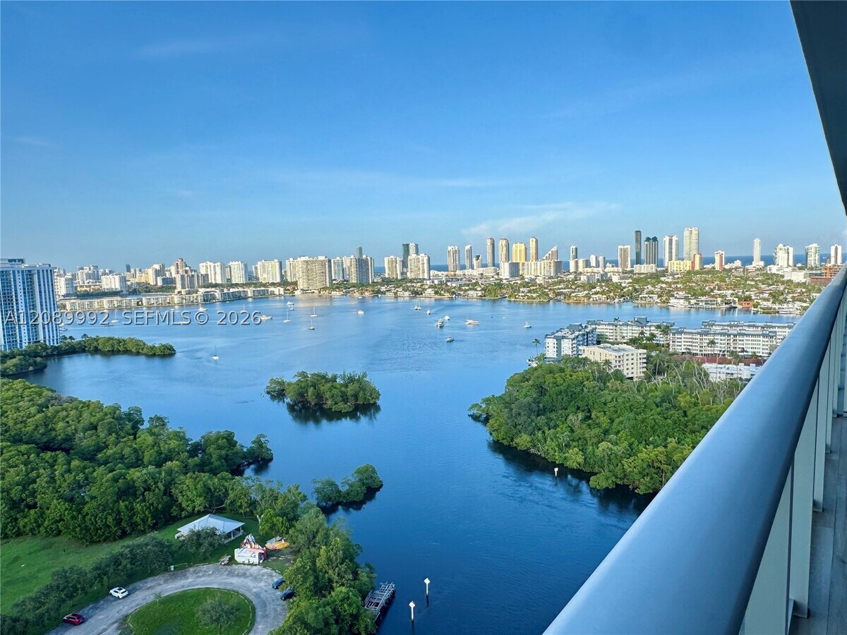 Photo - 16385 Biscayne Blvd Unit 2502