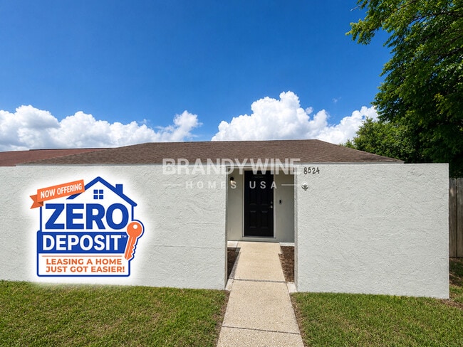 Building Photo - 8524 Pinehurst Dr