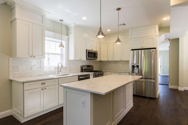 Photo - 397 Norfolk St Unidad 2