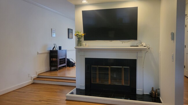 Photo - Ghent Square