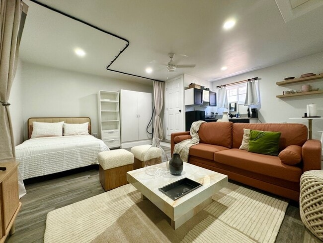 Photo - 7547 Garden Grove Ave