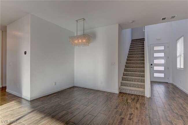 Photo - 727 Foreign Reef Wy