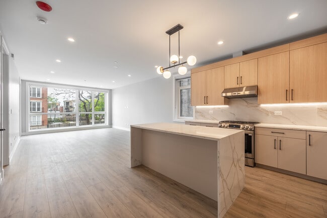 Photo - 2354 W Polk St Unit 301