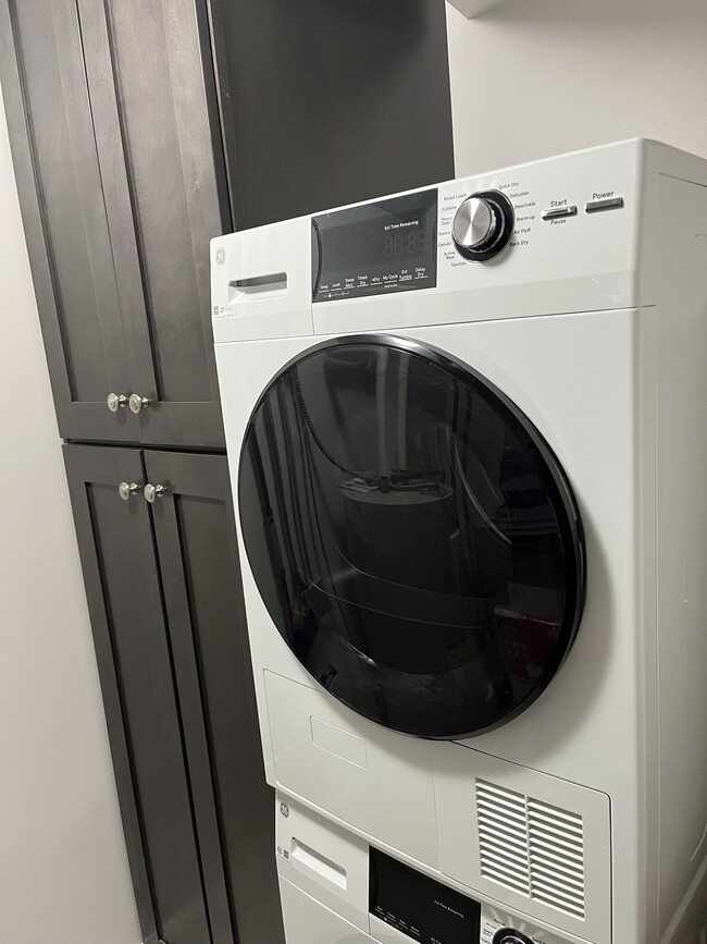 Photo - 525 W Lafayette Blvd Unit 16C