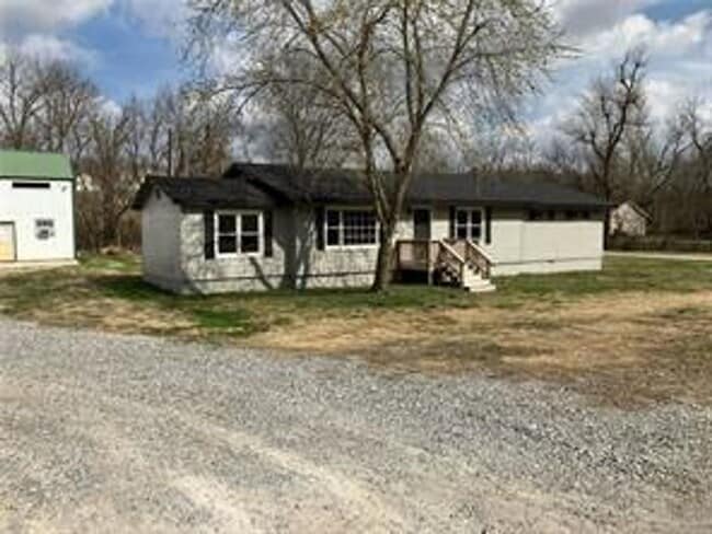 Building Photo - ***2540 E. 1st Avenue*** Rental