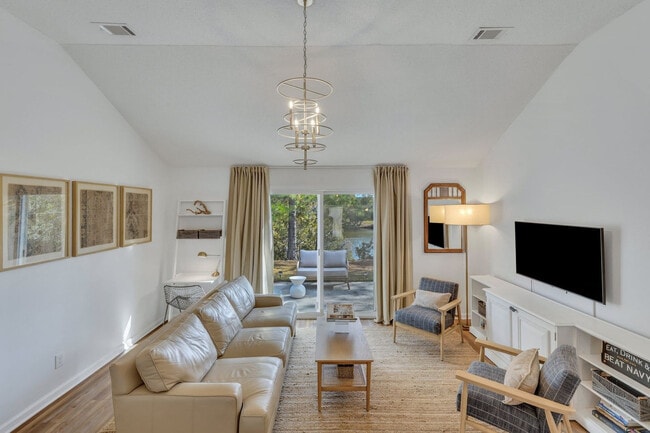 Building Photo - 142 West Tisbury Lane Unit ID1369218P