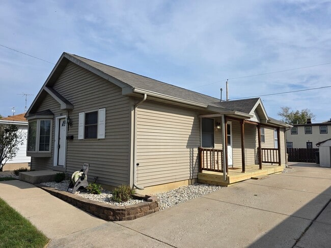 Photo - Southside Kenosha 4 bedroom