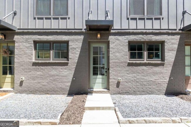 Photo - 912 Brees Ct