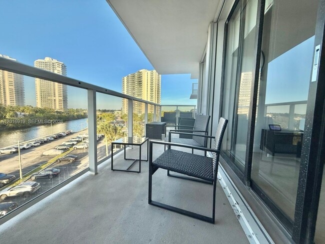 Photo - 3701 N Country Club Dr Unit 502