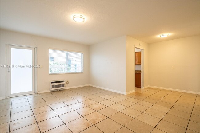 Photo - 7311 Byron Ave Unit 2