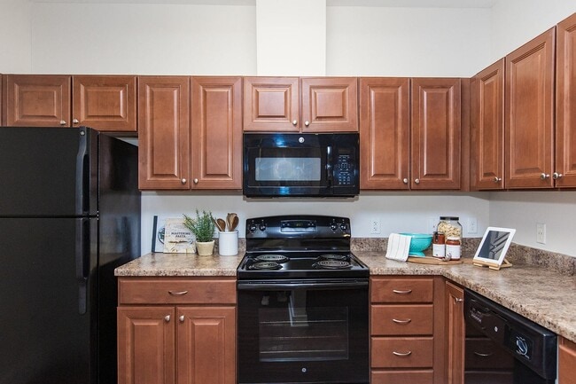 Photo - Verde at Howard Square West