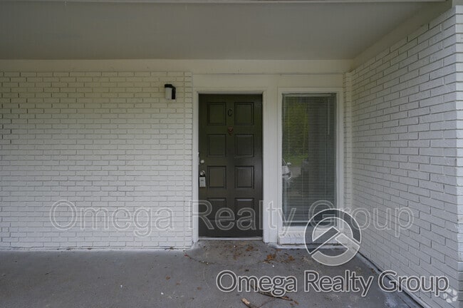 Building Photo - 3382 McGehee Rd Unit Apt C