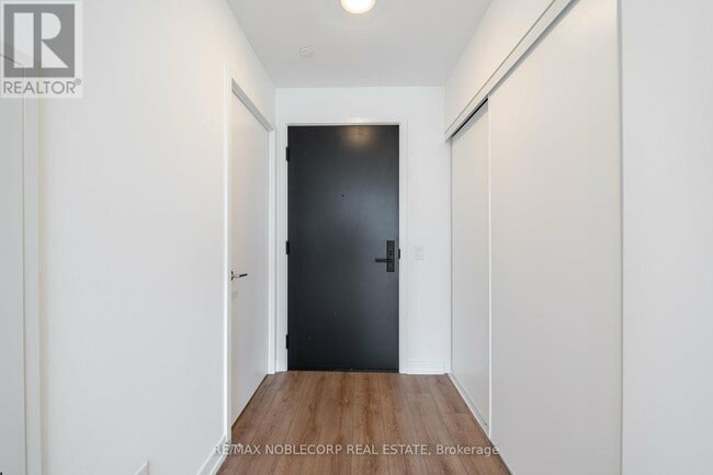 Photo - 500 Dupont St Unit 409