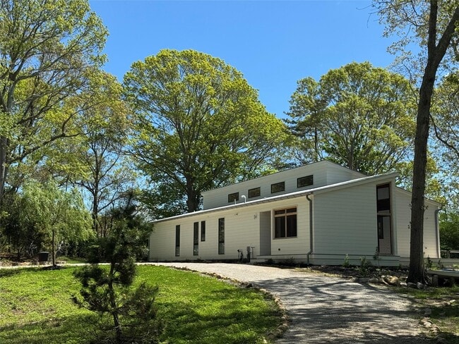 Photo - 6710 Soundview Ave House