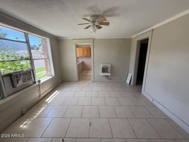 1165 E 10th St Unit 2