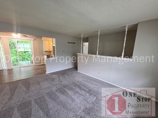 Photo - Renovated 3-bedroom, 2-bathroom home in Lee's Summit!