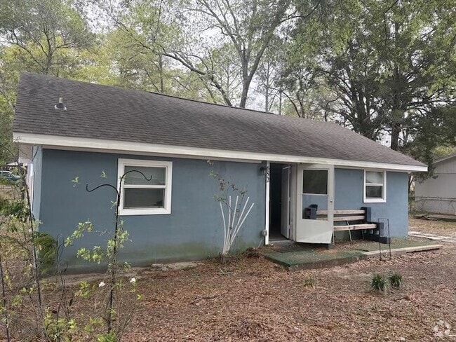 Building Photo - 652 Blakely Ave Rental
