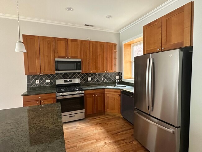 Photo - 4824 S King Dr