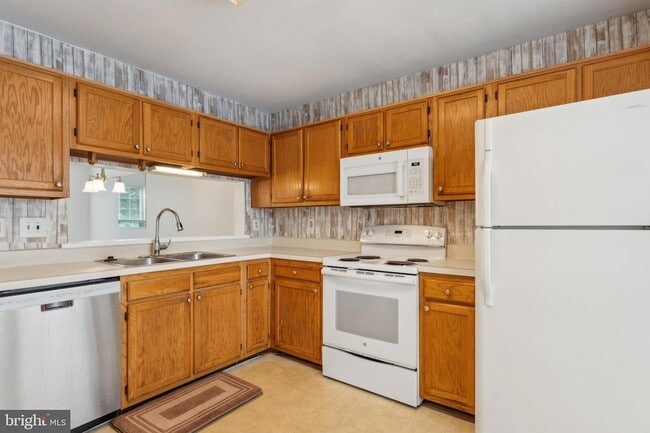 Photo - 11308 Golden Eagle Pl