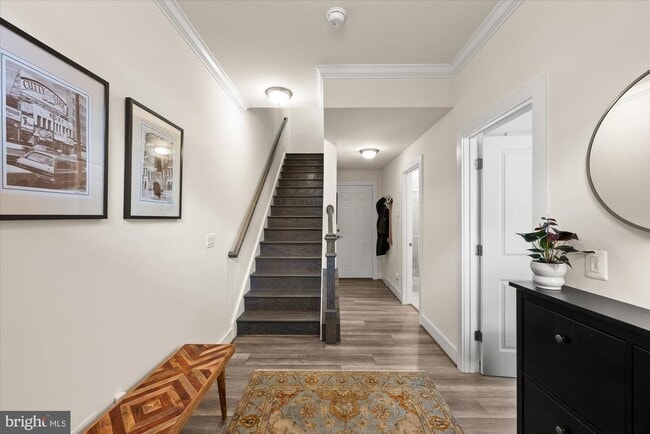 Photo - 2236 S Glebe Rd
