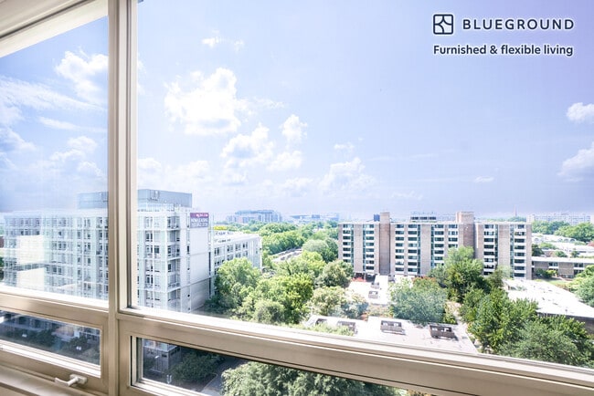 301 M St SW Unit SI FL11-ID1137