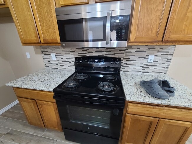 Photo - 8015 Julie Ave