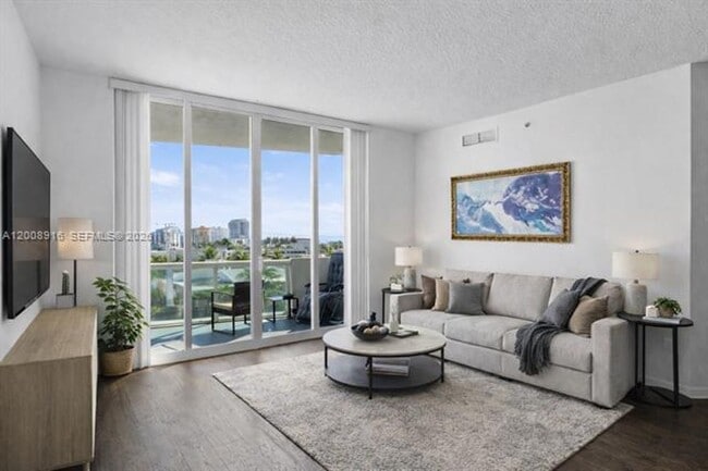 Photo - 7910 Harbor Island Dr Unit 7910 Harbor Island Dr # 402