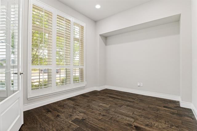 Photo - 2065 Snapdragon Rd