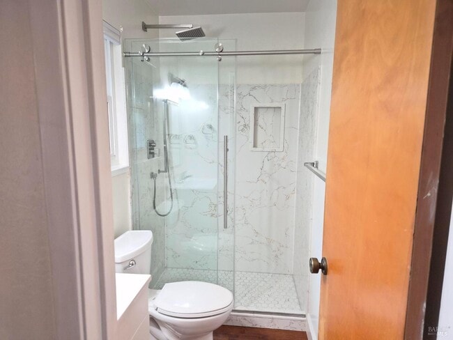 Photo - 453 Clark Dr