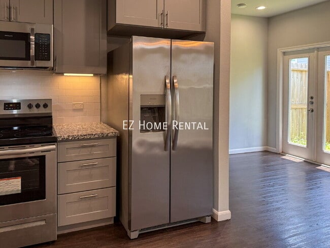 Photo - 4939 Ambient Dr