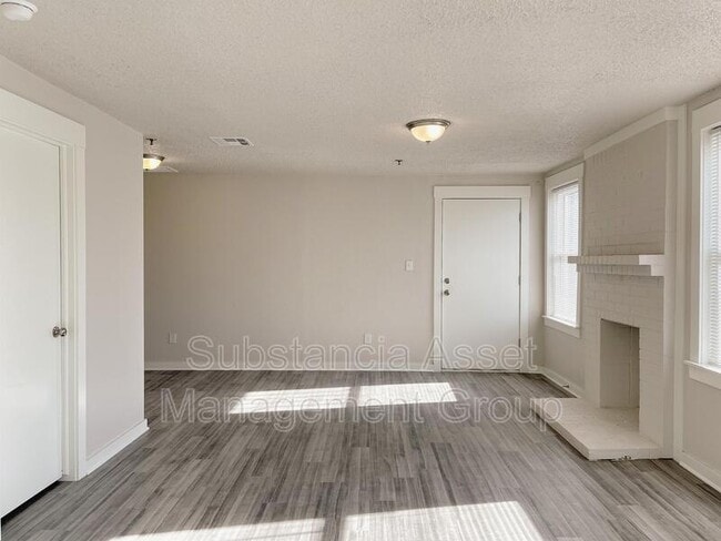 727 Culbertson Dr