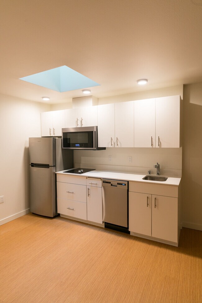 Louisa Hotel Apartments Seattle, WA