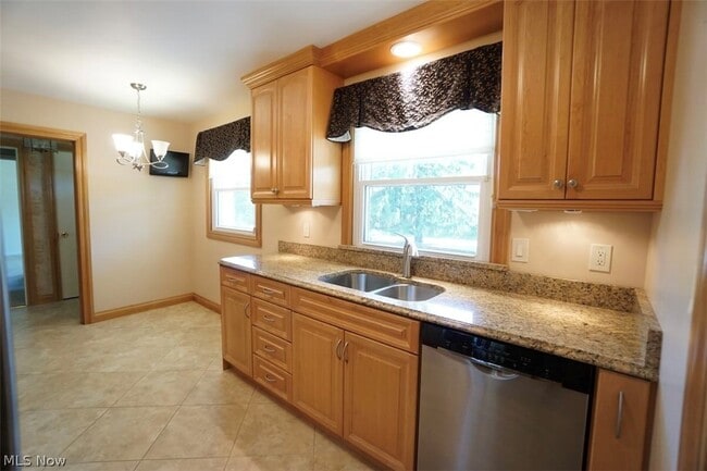 12321 Norton Dr