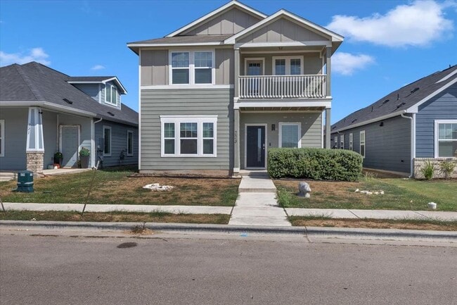 Building Photo - 223 Clearlake Dr