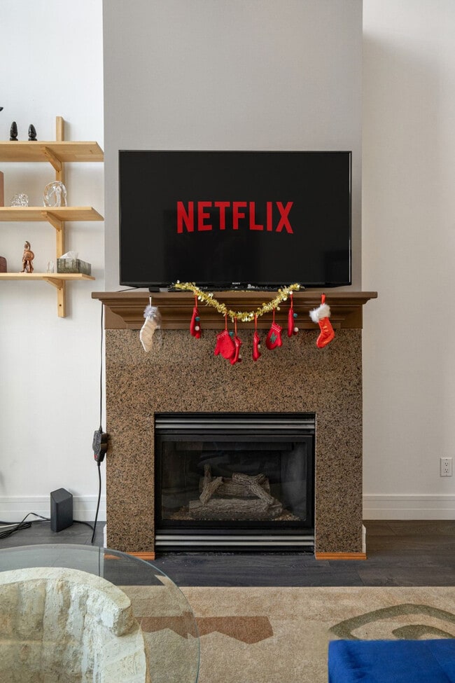 Photo - 138-118 18 Ave SE Unit ID1314536P